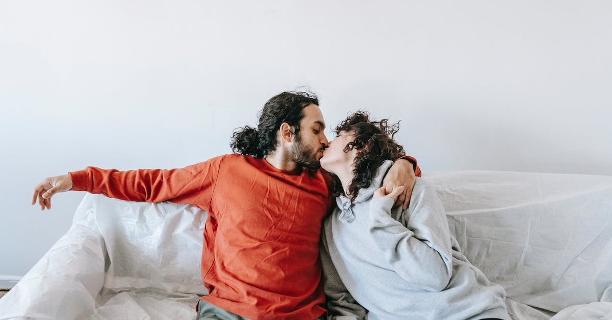 Seriale romantyczne Netflix - najlepsze tytuły dla fanów miłości