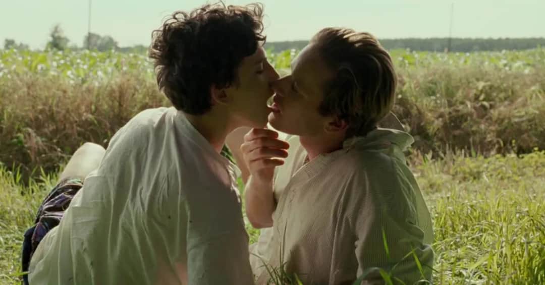 Najlepsze filmy o romansach, które poruszą Twoje serce i duszę